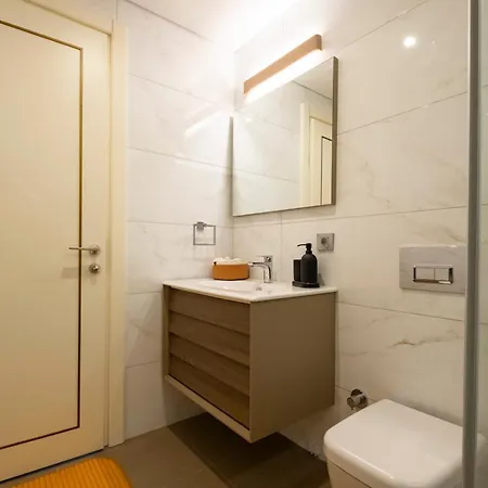 Lejlighed Spacious New-build With 3 Bedrooms And 2 Bathrooms, Minutes From Taksim Square *