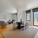 Apartamento Spacious New-build With 3 Bedrooms And 2 Bathrooms, Minutes From Taksim Square