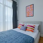 Spacious New-build With 3 Bedrooms And 2 Bathrooms, Minutes From Taksim Square Lägenhet Istanbul
