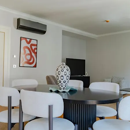 Spacious New-build With 3 Bedrooms And 2 Bathrooms, Minutes From Taksim Square