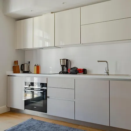 Spacious New-build With 3 Bedrooms And 2 Bathrooms, Minutes From Taksim Square Isztambul