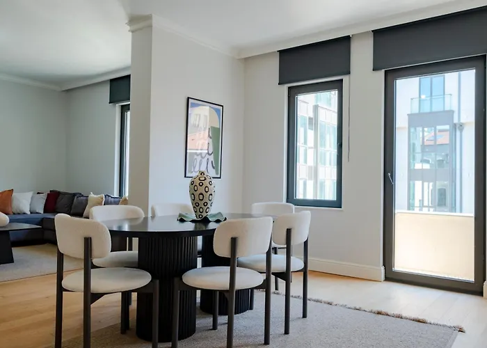 Spacious New-build With 3 Bedrooms And 2 Bathrooms, Minutes From Taksim Square *