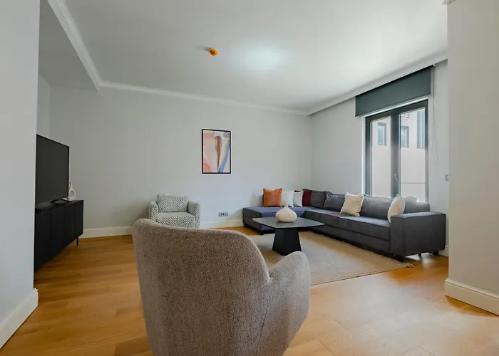 Spacious New-build With 3 Bedrooms And 2 Bathrooms, Minutes From Taksim Square