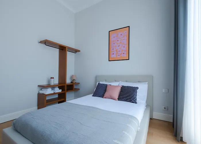 公寓 Spacious New-build With 3 Bedrooms And 2 Bathrooms, Minutes From Taksim Square