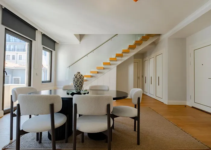 Spacious New-build With 3 Bedrooms And 2 Bathrooms, Minutes From Taksim Square Istanbul